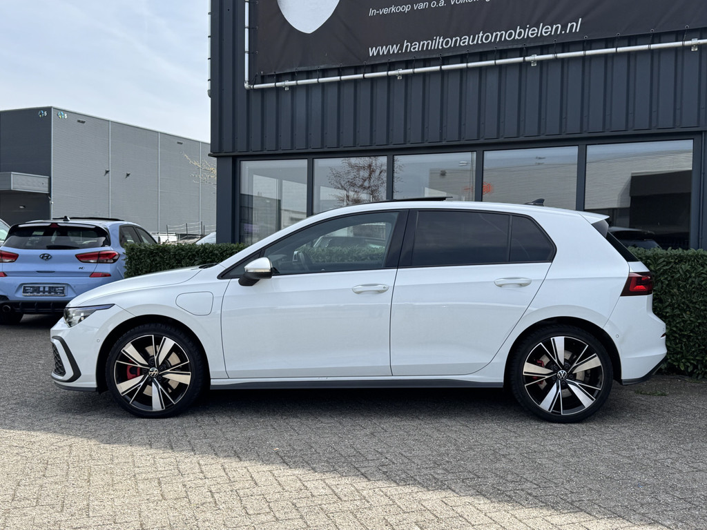Volkswagen Golf 8 GTE 1.4 TSI 245pk DSG / Aut. E-Hybrid 52860995-3.jpg | Hamilton Automobielen