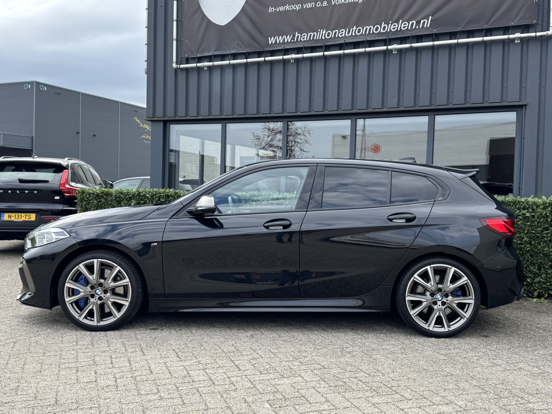 BMW 1 Serie M135i 306pk xDrive High Executive 52985762-3.jpg | Hamilton Automobielen