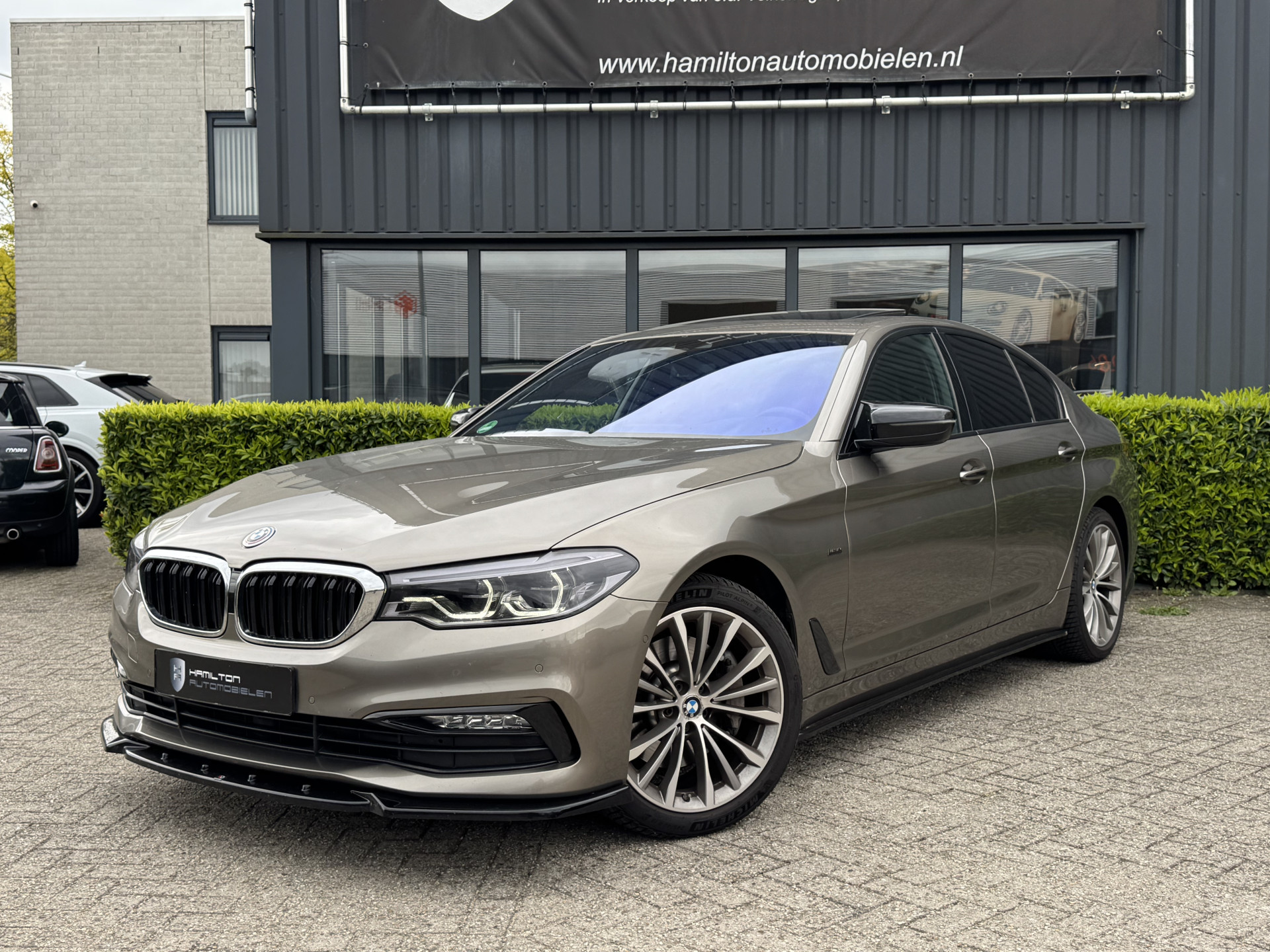 BMW 5 Serie 530i High Executive Luxury Line 53619934-0.jpg | Hamilton Automobielen