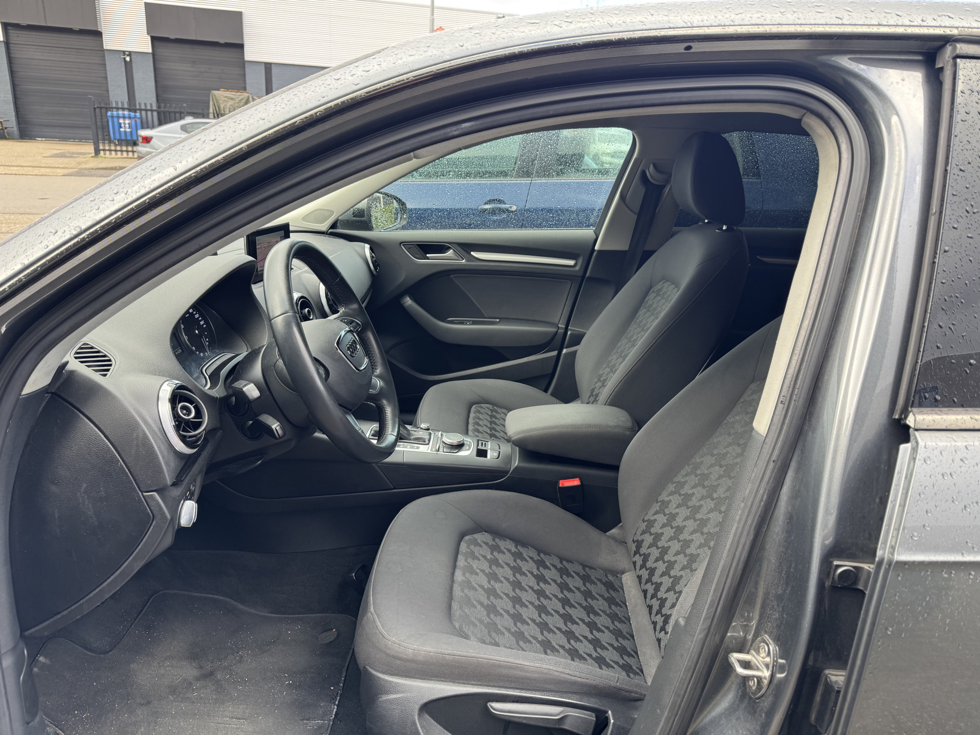 Audi A3 Sportback 1.4 TFSI Attraction Pro Line g-tron 53684640-4.jpg | Hamilton Automobielen